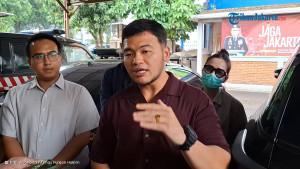 BAWA-KABUR-MAKANAN-Eishen-Simatupang-Kuasa-hukum-pemilik-restoran-di-Kemang.jpg