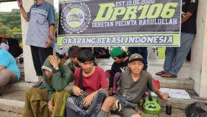 Bintang-kanan-anak-jalanan-asal-Banyumas-ikut-reuni-212-Masjid-At-Tin-Jakarta-Timur.jpg