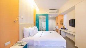 Blue-Sky-Hotel-Petamburan.jpg