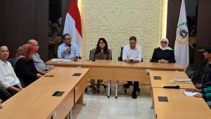 DPRD-DKI-JAKARTA-TEMUI-MASSA-AKSI-1.jpg