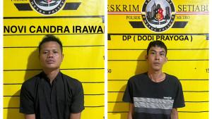 Dua-pelaku-pencurian-modus-lempar-bola-yang-beraksi-di-Halte.jpg