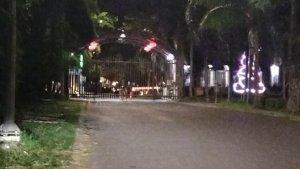 Gerbang-perumahan-di-Jalan-Pantai-Indah-Utara-3-RT-010-RW-07-Kelurahan-Kapuk-Muara-Penjaringan.jpg