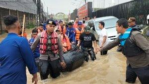 KORBAN-BANJIR-PGP-korban-banjir-PGP-Jatiasih-Kota-Bekasi.jpg