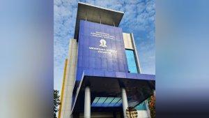 Kampus-UT-Jakarta.jpg