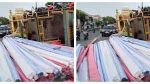 Kecelakaan-hari-ini-sebuah-truk-terbalik-di-kawasan-Jembatan-Lima-Tambora.jpg