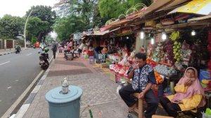 Kondisi-kios-pedagang-hewan-dan-parcel-di-Pasar-Barito-sebelum-direvitalisasi.jpg