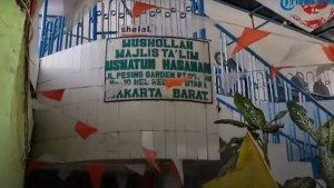 Musala-Uswatun-Hasanah-di-Kebon-Jeruk-Jakarta-Barat-lokasi-penusukan-Muhammad-Saidi-71.jpg