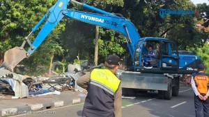 PASAR-BARITO-DIBONGKAR.jpg