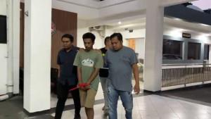 PENGEDAR-GANJA-DITANGKAP-Ditresnarkoba-Polda-Metro-Jaya-menangkap-pengedar.jpg