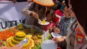 POTONG-TUMPENG-1.jpg