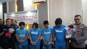 PREMAN-BERKEDOK-WARTAWAN-Dirreskrimum-Polda-Jateng-Kombes-Pol-Dwi-Subagio.jpg