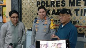 Pengacara-Sherina-Munaf-Adit.jpg