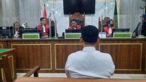 Persidangan-kasus-pembunuhan-anak-kandung-yang-dilakukan-oleh-Rizky-Noviyandi-Achmad.jpg