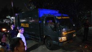 Polisi-amankan-sejumlah-orang-dari-bentrok-ormas-GMBI-dan-Pemuda-Pancasila-di-Mustikajaya-Bekasi.jpg