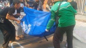 Proses-evakuasi-jasad-siswa-SMA-berinisial-SM-17-yang-tewas-terlind.jpg