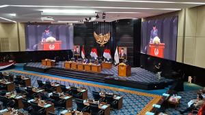 Rapat-paripurna-DPRD-DKI-Jakarta-tentang-pembentukan.jpg
