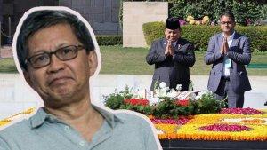 Rocky-Gerung-berlatar-Presiden-Prabowo-Subianto-di-makam-Mahatma-Gandhi.jpg