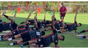 Sesi-latihan-Persija-Jakarta-di-Nirwana-Park-Depok-Jawa-Barat-Senin-2022023.jpg