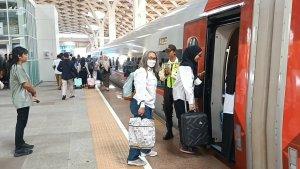 Stasiun-Kereta-Cepat-Jakarta-Bandung-Halim-di-Makasar-Jakarta-Timur-Rabu-16102024.jpg