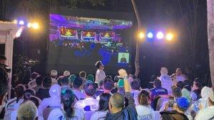 Suasana-nonton-bareng-debat-cawapres.jpg
