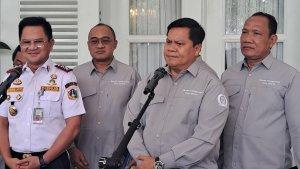 TEMUI-PRAMONO-ANUNG-Ketua-DTKJ-Haris-Muhammadun-bersama-Syafrin-Liputo.jpg