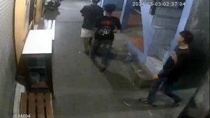 Tangkapan-layar-tiga-pemuda-mencuri.jpg