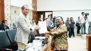Yanuar-Arif-Wibowo-b.jpg