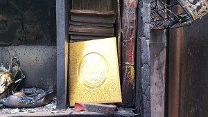 alquran-tak-terbakar-dalam-kebakaran-rumah-di-di-jalan-rawa-simprug-grogol-selatan-kebayoran-lama.jpg