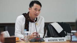 bro-kevin-wu-putih.jpg