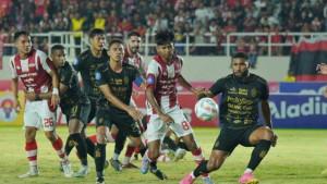 duel-bali-united-vs-persis-solo.jpg