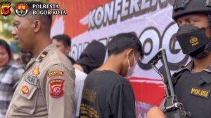 foto-para-pelaku-pembacokan-Arya-Saputra.jpg
