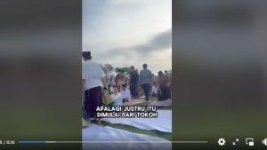 jemaah-walk-out-meninggalkan-lokasi-Salat-Idul-Fitri-a.jpg