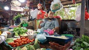 kios-pedagang-sayur-mayur-di-pasar-rawamangun-qa.jpg