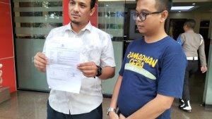 perempuan-kembar-berinisial-S-24-dan-SI-24-yang-fotonya-dijadikan-konten-pornografi.jpg
