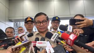 pram-didoorstop-wartawan.jpg