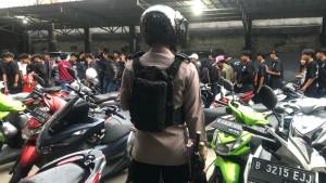 ratusan-remaja-diamankan-di-jakbar.jpg