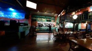restoran-amigos-senin-232020.jpg