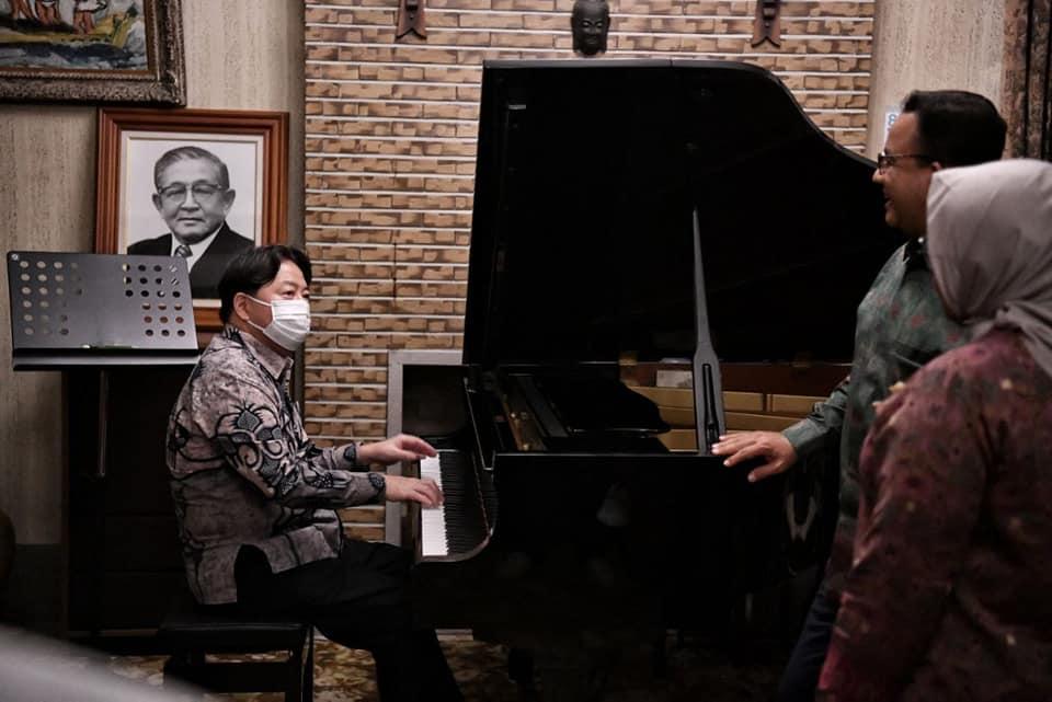 Anies-Baswedan-Menteri-Luar-Negeri-Jepang-Yoshimasa-Hayashi.jpg