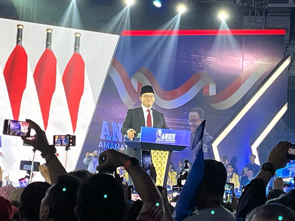 Anies-Baswedan-saat-menyampaikan-orasi-politik-di-Tennis-Indoor-Senayan.jpg