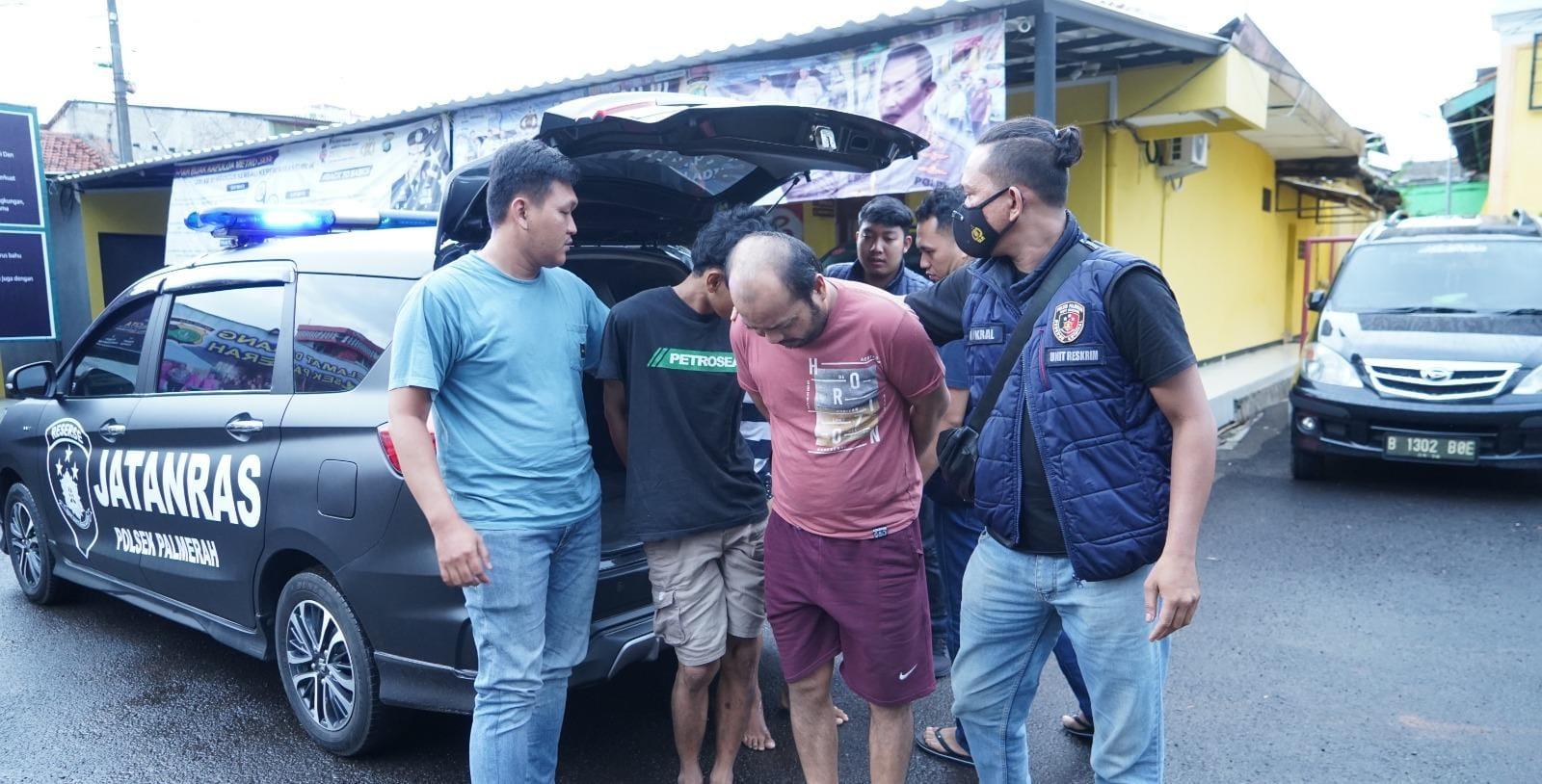 Modal Lencana, 3 Polisi Gadungan Peras Puluhan Warga dengan Modus Pemakai Narkoba