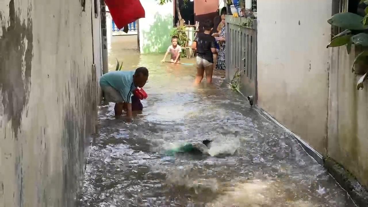 Banjir-merendam-sejumlah-permukiman-warga-di-Jakarta-saat-libutan.jpg