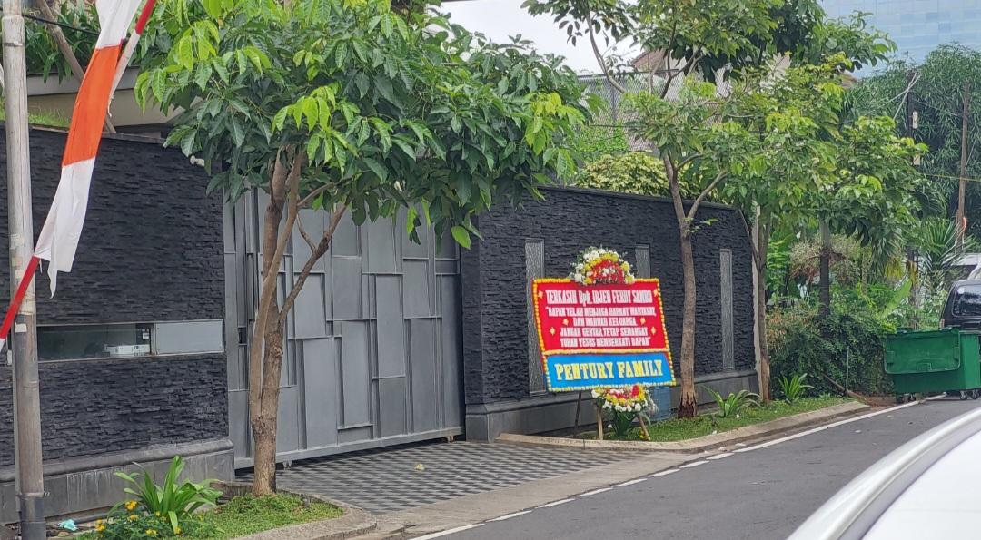 Muncul Karangan Bunga Dukungan Ferdy Sambo dari Pentury Family: Bapak Telah Menjaga Harkat, Martabat