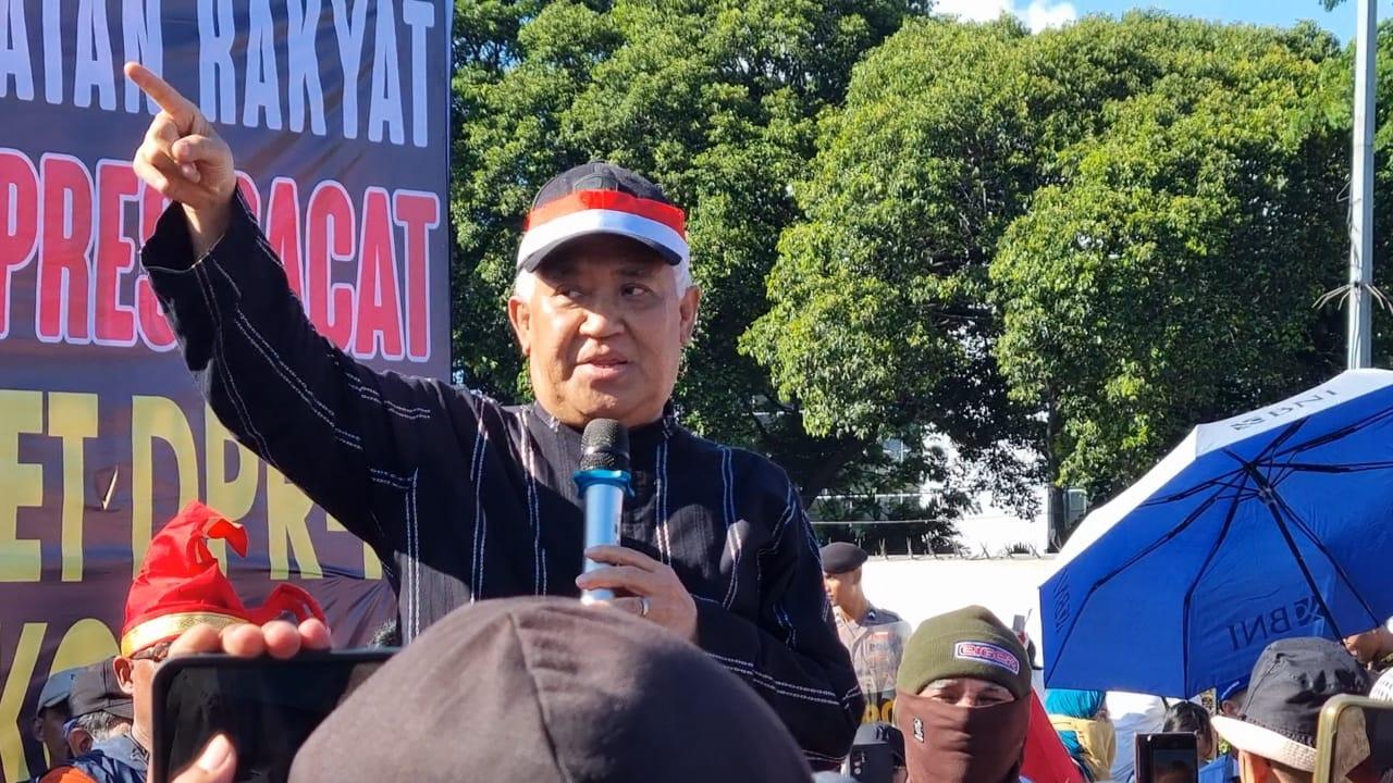 Din-Syamsuddin-saat-berorasi-dalam-aksi-tolak-Pemilu-di-depan-DPR-RI.jpg