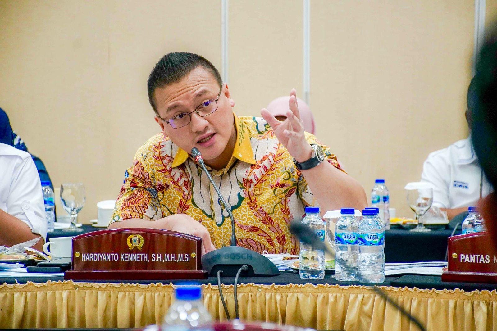 Akhir Masa Jabatan Gubernur, Anggota DPRD DKI Kenneth : Banyak Program Anies Yang Tidak Tercapai