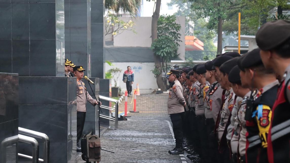 Polisi Kerahkan 1.108 Personel Amankan Sidang Hasto di PN Jakpus, 4 Kelompok Massa Gelar Aksi