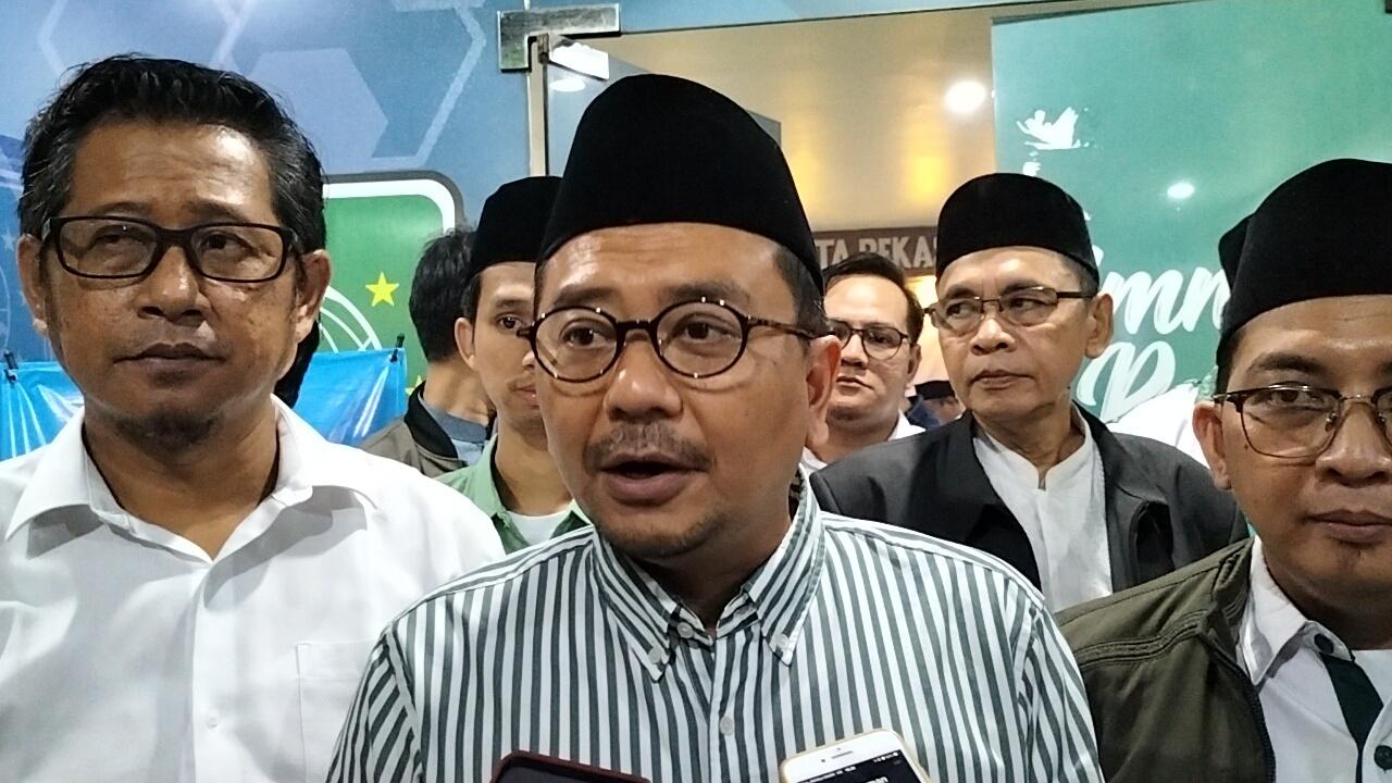 Ketua-DPW-PKB-Jawa-Barat-Syaiful-Huda-bersama-Sekretaris-Dewan-Syura-DPC-PKB-Kota-Bekasi-Sudjatmiko.jpg