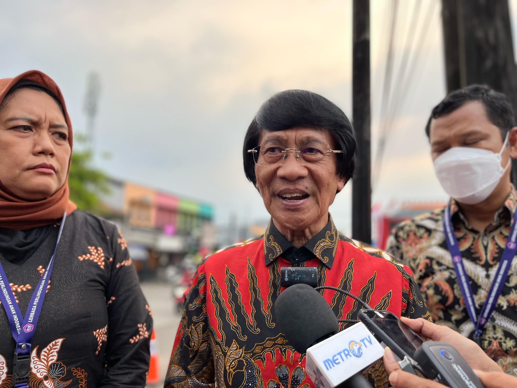 Ketua-LPAI-Kak-Seto-saat-dijumpai-wartawan-di-Mako-Brimob-Polri-Kelapa-Dua-Selasa-2382022.jpg