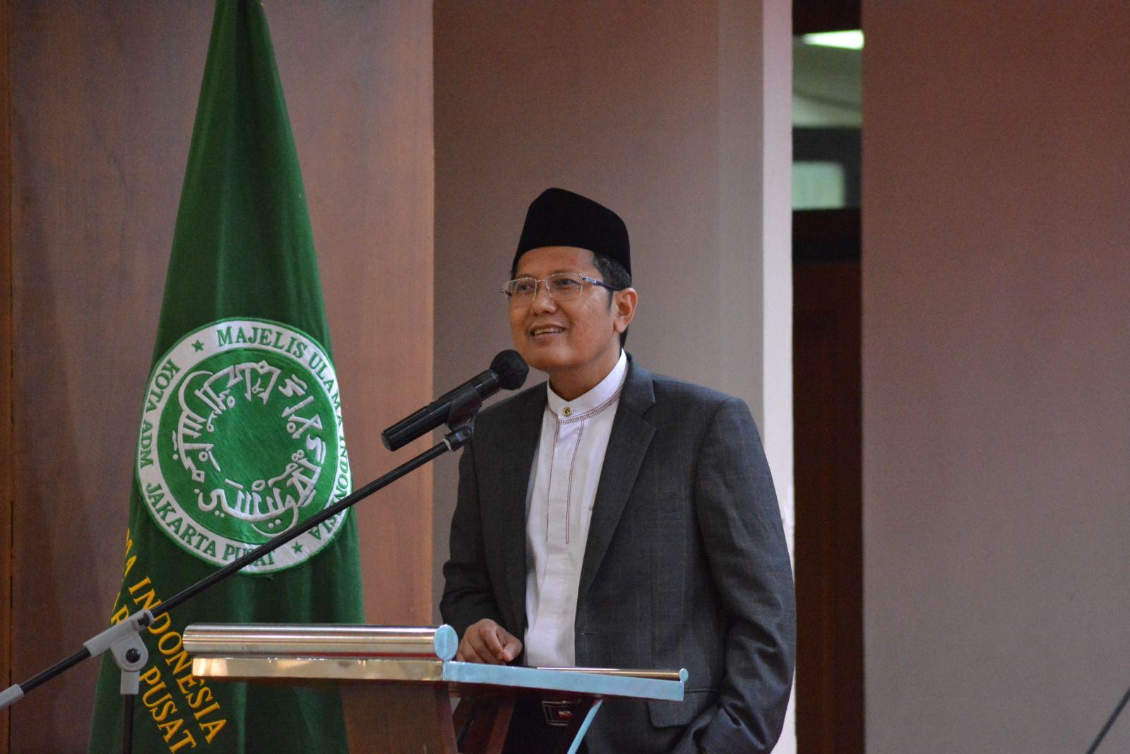 Ketua-bidang-Dakwah-Majelis-Ulama-Indonesia-MUI-KH-Cholil-Nafis.jpg