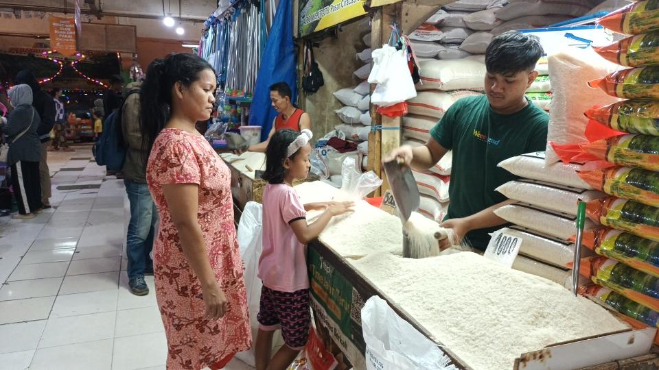 Beras Premium Masih Langka, Pemprov Jakarta Sarankan Masyarakat Beralih ke Beras Medium