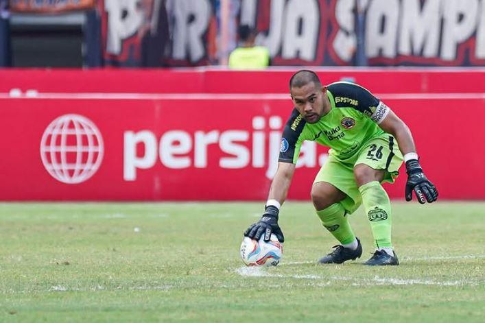 Kiper-Persija-Jakarta-Andritany-Ardhiyasa.jpg